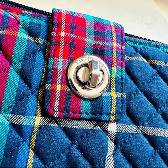 NWT Vera Bradley RFID Turnlock Wallet - Tartan Plaid - Picture 5 of 10